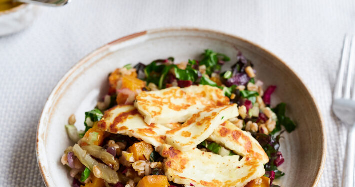 Warm halloumi, spelt and roast seasonal veg salad | Second Nature Guides